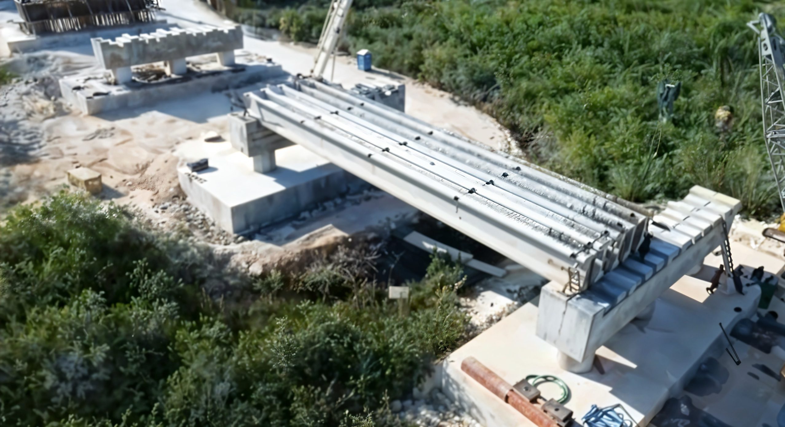 Diseño y suministro de trabes